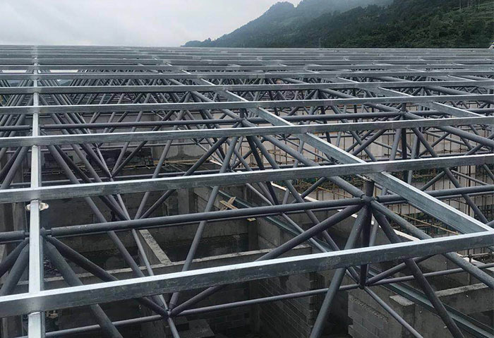 甘南仁怀冠英学校艺体楼网架